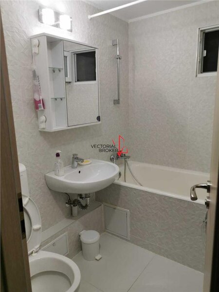 Patru camere, apartament Spa