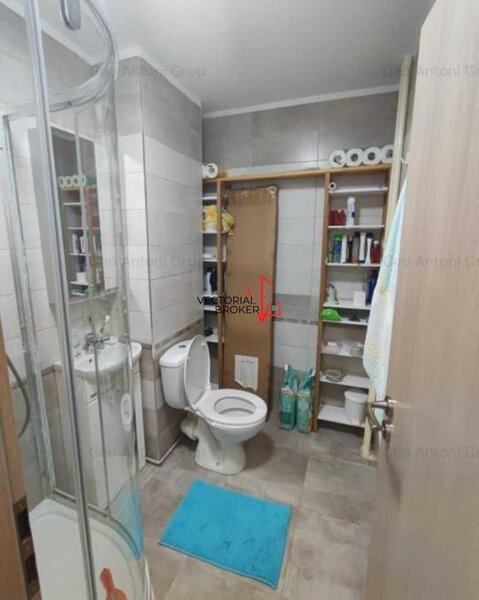 Patru camere, apartament Spa